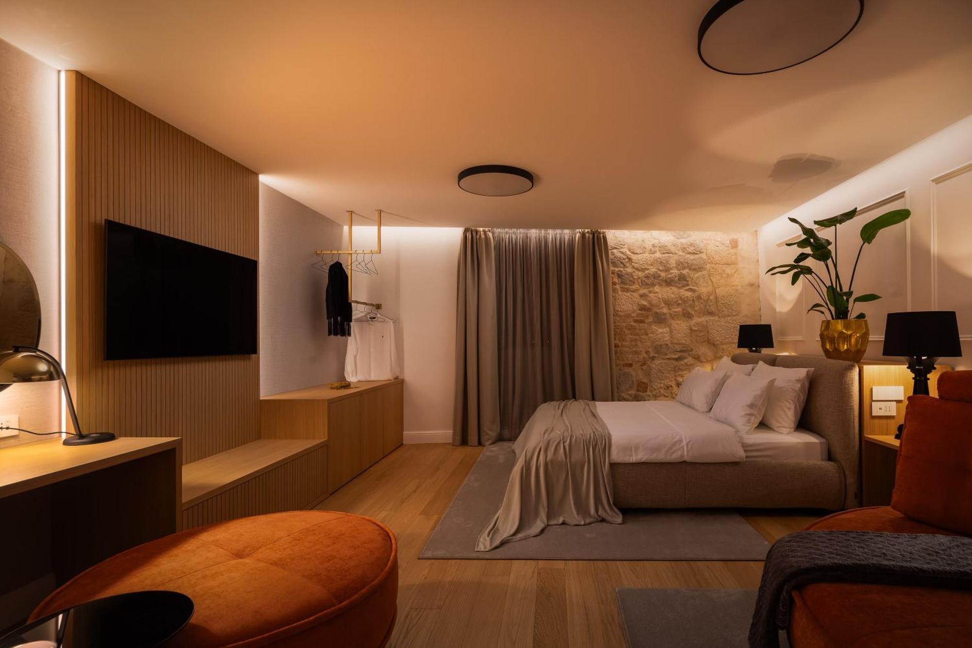 Golden Gate Luxury Rooms - Unique Unesco Location سبليت المظهر الخارجي الصورة